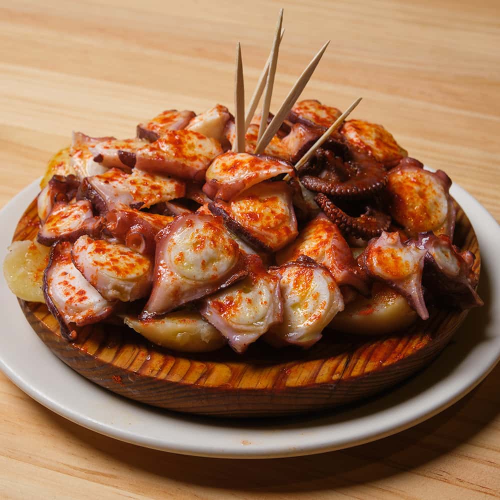 Taberna Pulpería Atarazana: Sabor Gallego en Ourense
