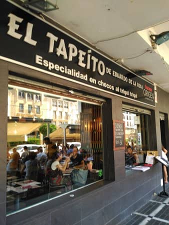 Comer en el Bar El Tapeíto de Huelva