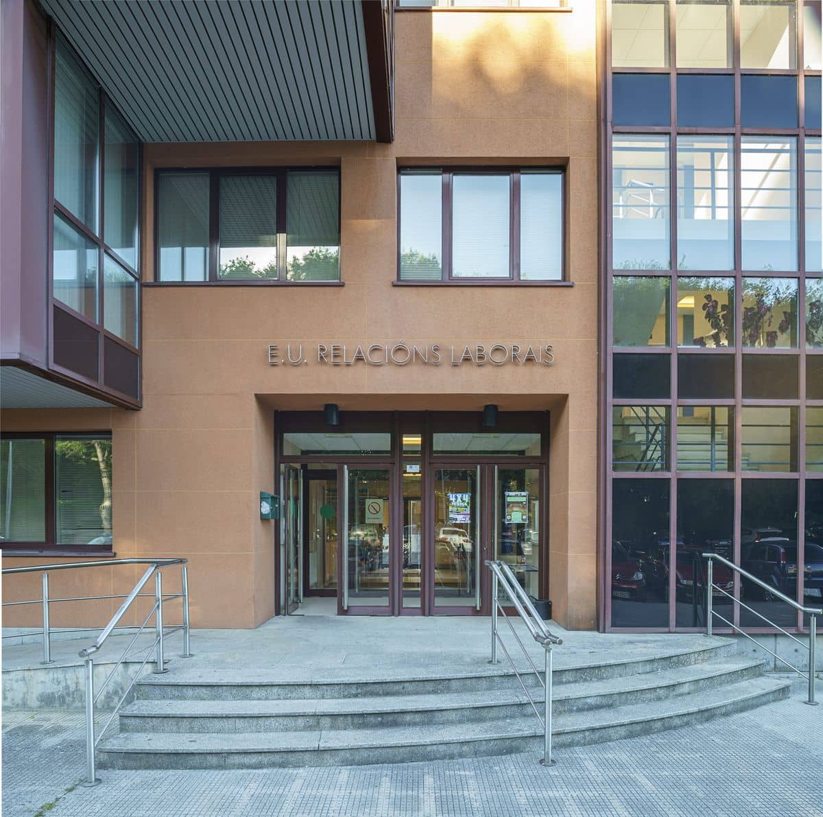 Escuela Universitaria de Relaciones Laborales de Lugo
