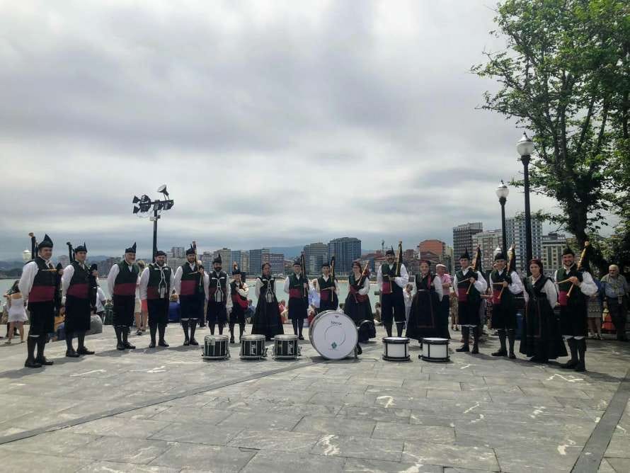 Actuación de la Banda de Gaitas Noega en la Fiesta de la Música 2026