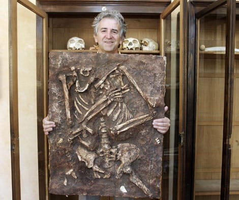 Proyección del documental 'El Valle de los Neandertales' y posterior coloquio con sus protagonistas