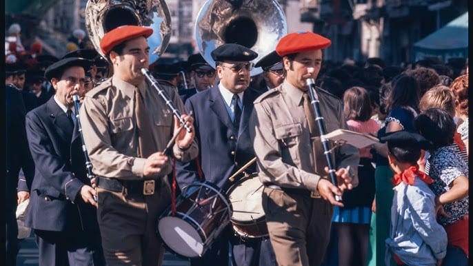 Pasacalles de la Banda Municipal de Txistularis de Vitoria-Gasteiz
