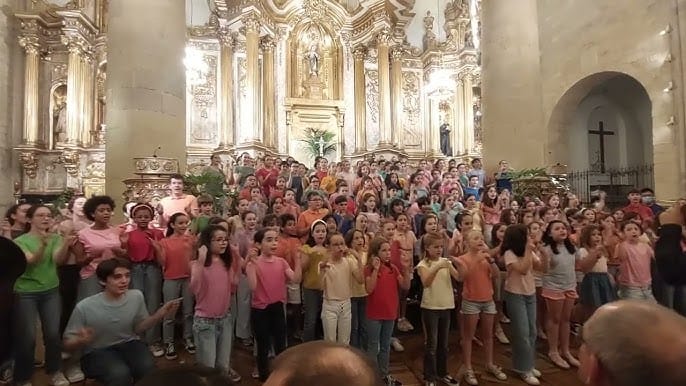 Concierto sinfónico al aire libre en el Palacio Foral