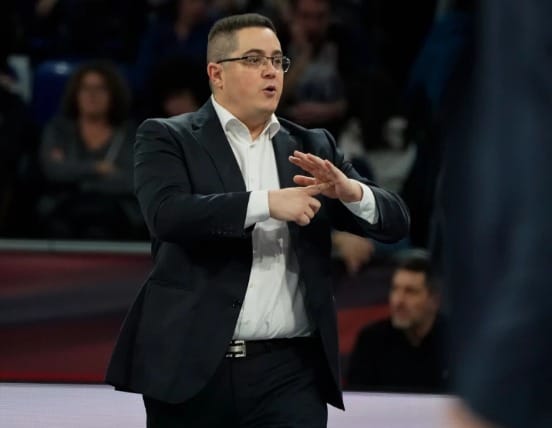 Primera FEB: Monbus Obradoiro-Grupo Alega Cantabria