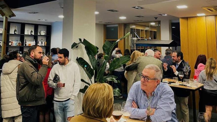 Casa Fidel en Vigo: Vistas, Sabor y Servicio en Bouzas