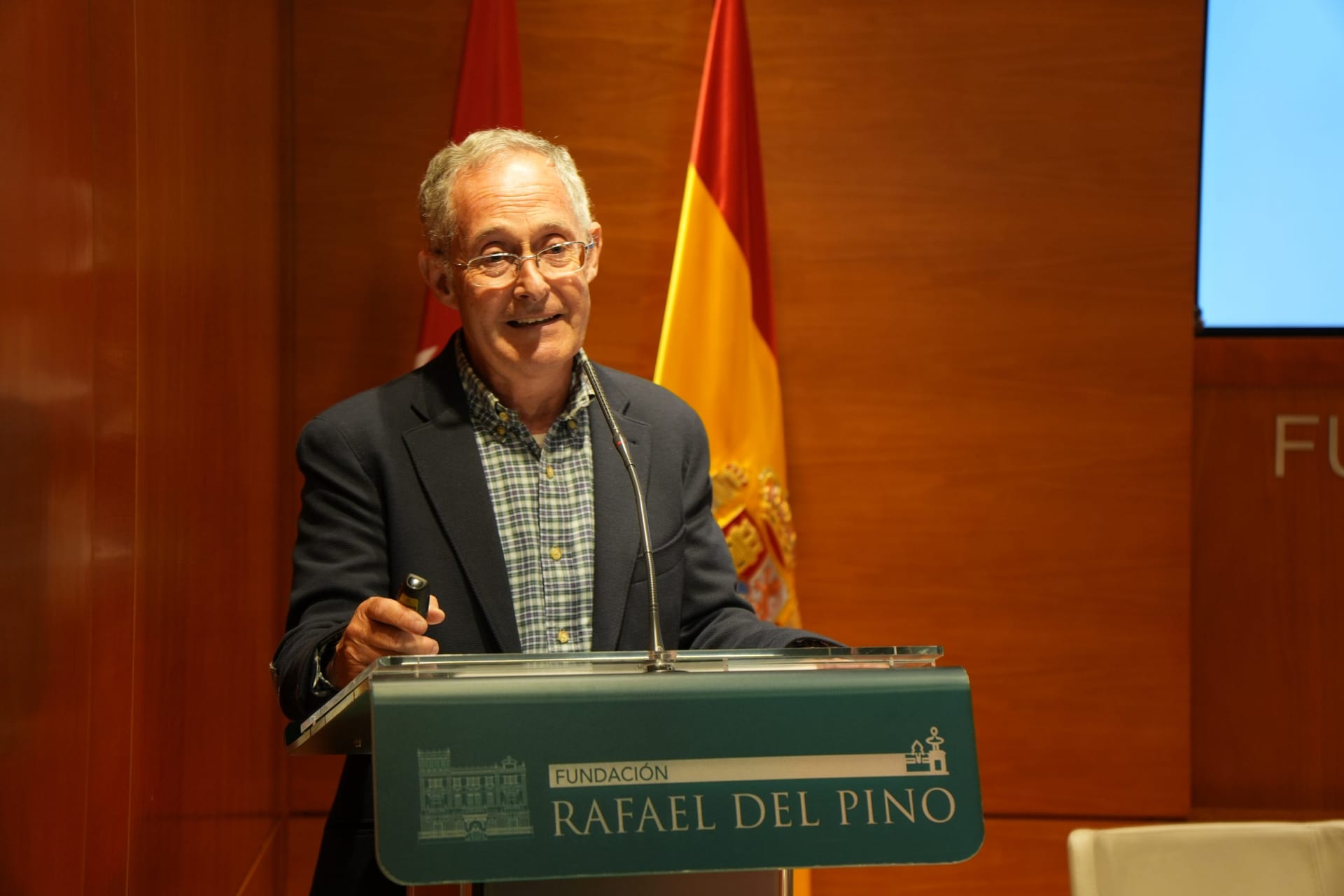 Charla de Ángel Carracedo: Soluciones para envejecer mejor