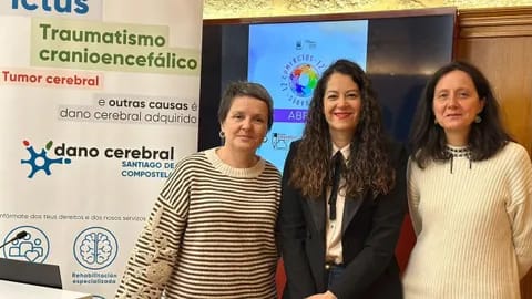 Taller de encuadernación en Librería Couceiro
