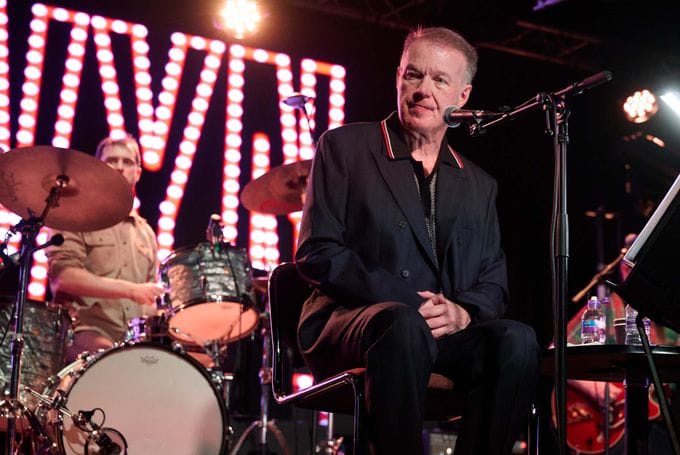 Edwyn Collins - The Testimonial Tour