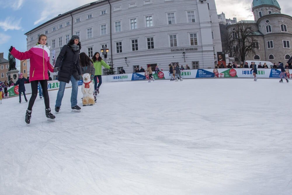 Planes a cubierto en Pontevedra: Pistas de hielo y ferias