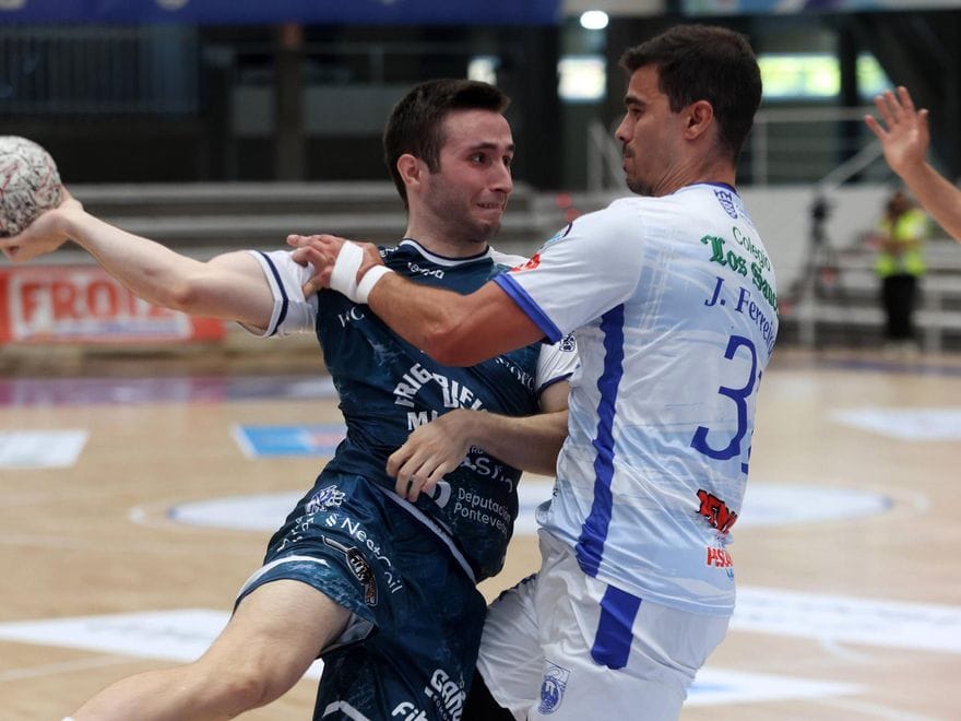 Partido de Balonmano: Frigoríficos del Morrazo (Cangas) vs Cisne (Pontevedra)