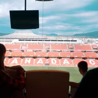 Granada Fútbol Club: Recorrido interactivo por el estadio