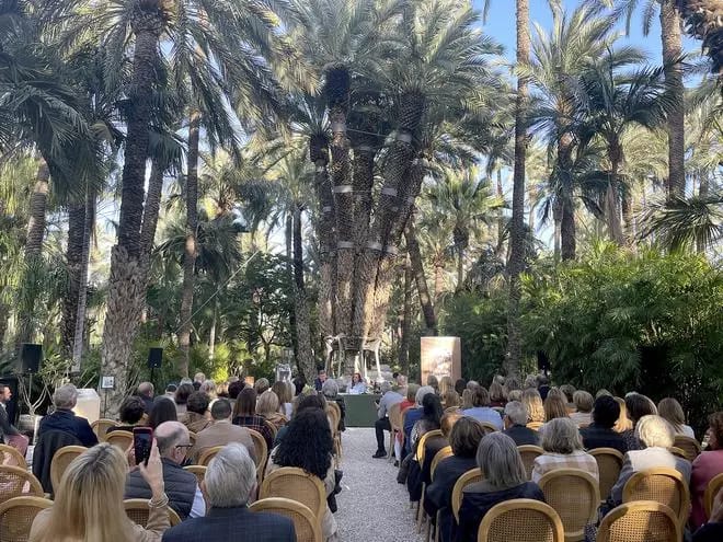 El Huerto del Cura de Elche presenta el libro "El Diario de la Hija de Sisi”