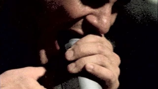 Proyección de 'Superior Elegy'