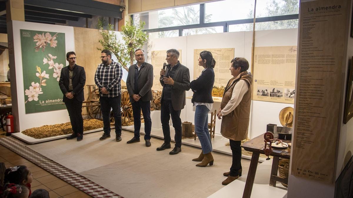 Exposición “La almendra. Tradición y cultura de un cultivo singular”