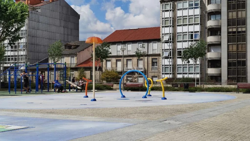 Apertura del parque de juegos acuáticos Splashpad