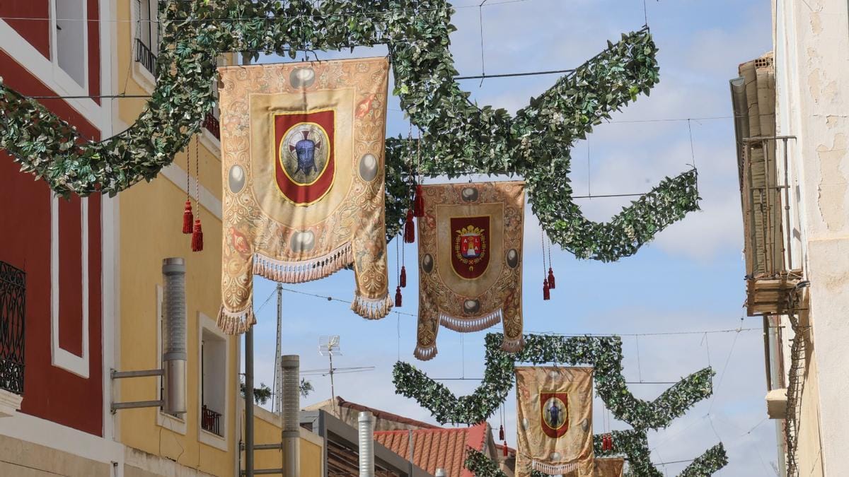 Tapices florales para la romería de la Santa Faz