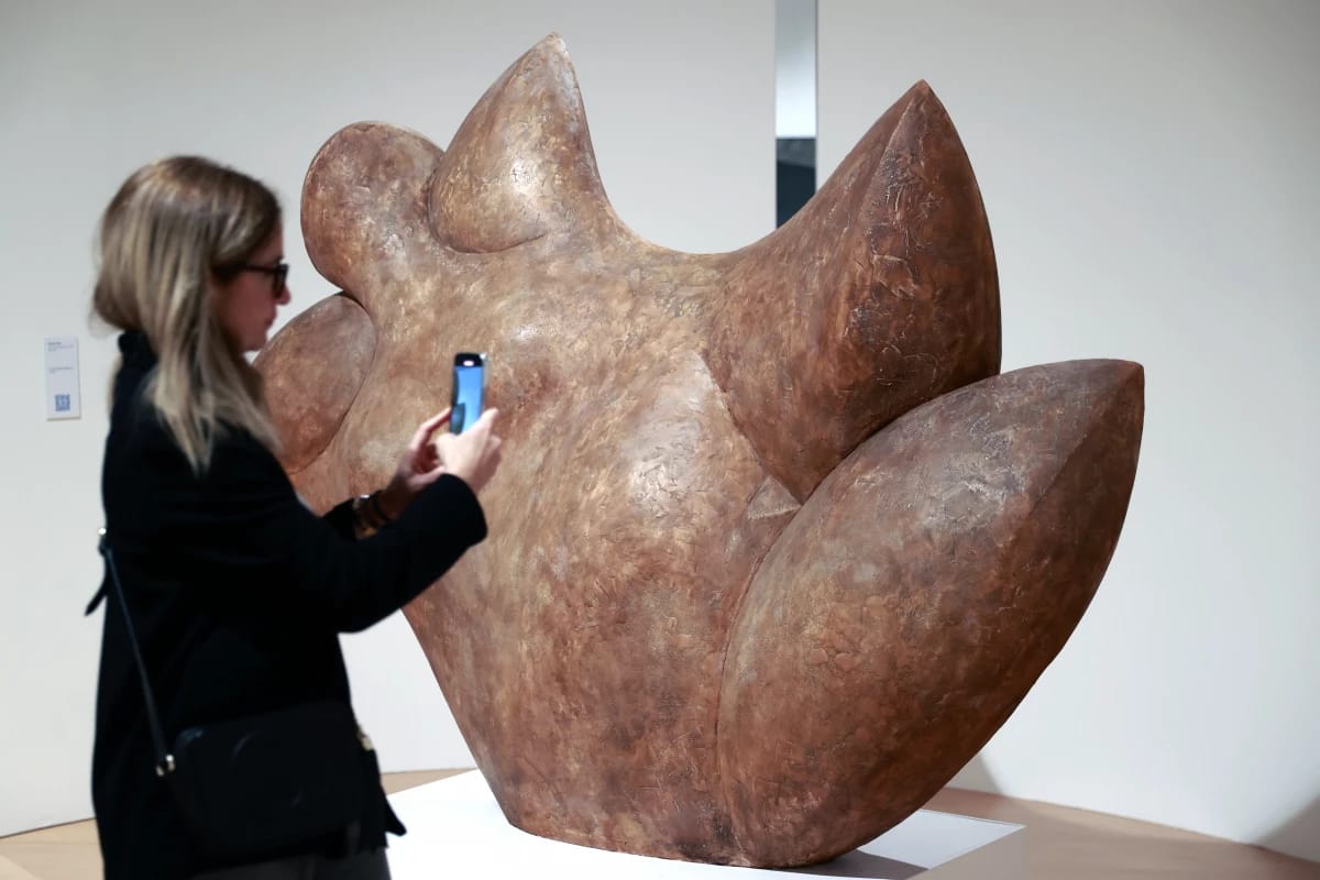 Visitas guiadas a la exposición "Espacio y tiempo. La escultura en la Colección ABANCA"