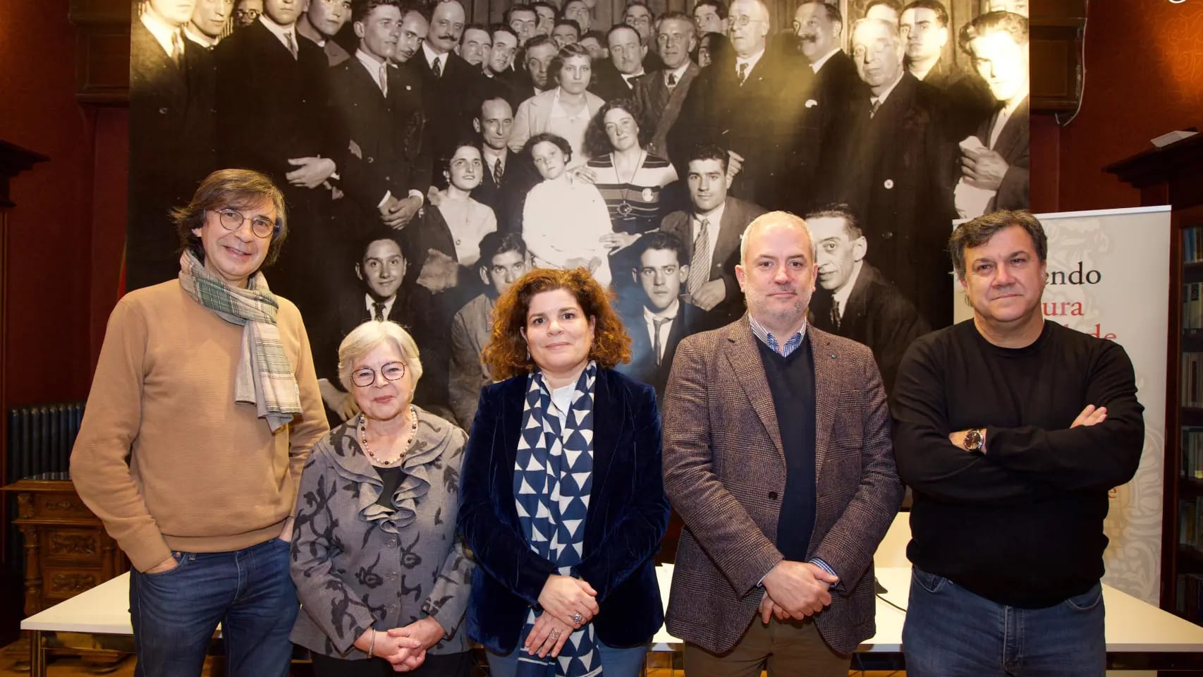 Mesa redonda: 75 años después. Revisitando a Casares Quiroga. Mito y realidad histórica