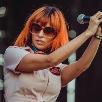 Nat Simons y Aurora Beltrán - Chicas Fuertes Tour