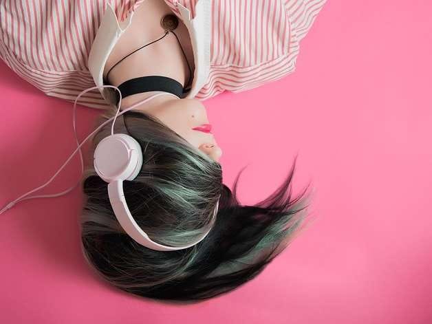 Escuchando en voz alta: descubriendo los códigos de la audición musical