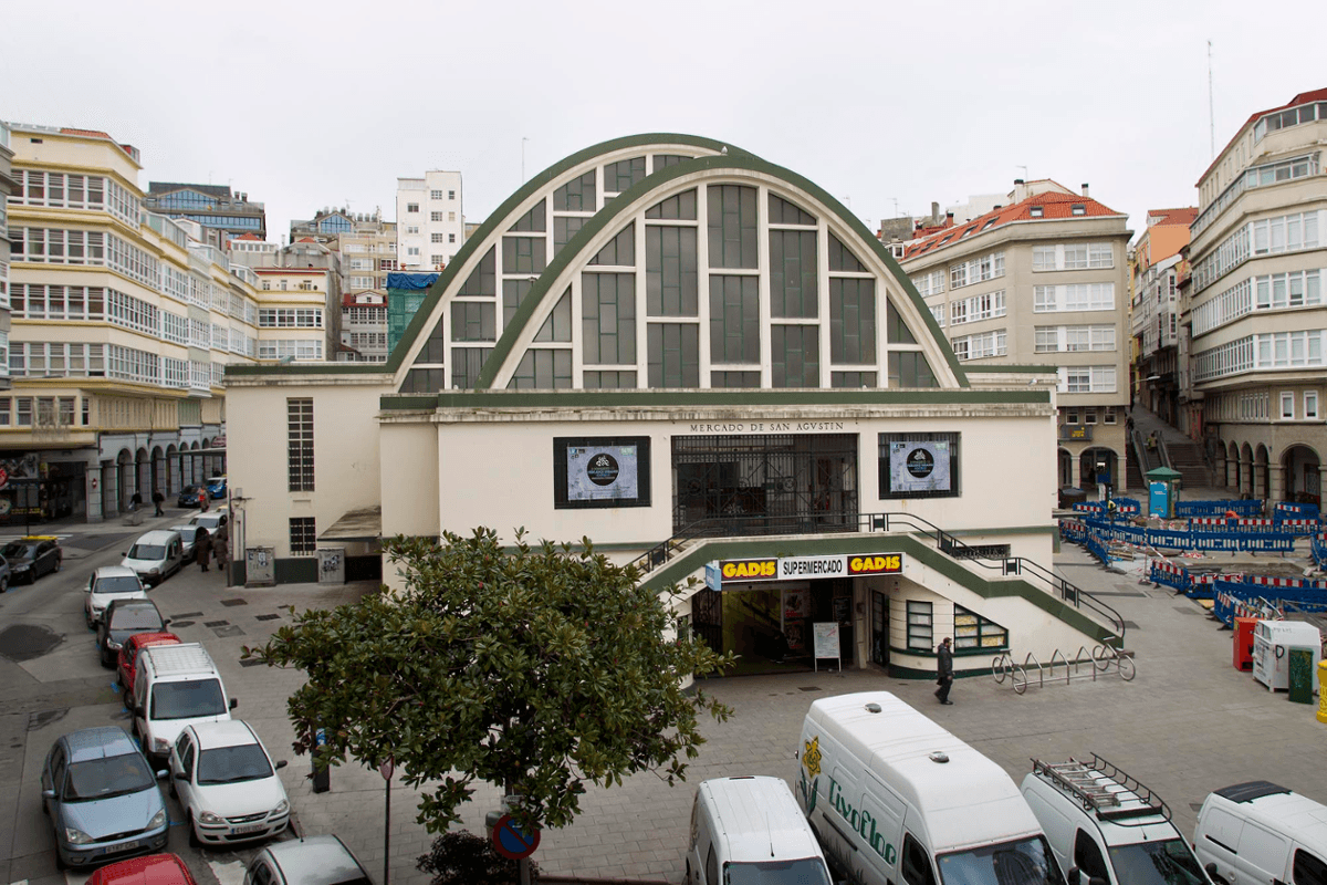 Visita ao espazo exterior do Mercado de San Agustín