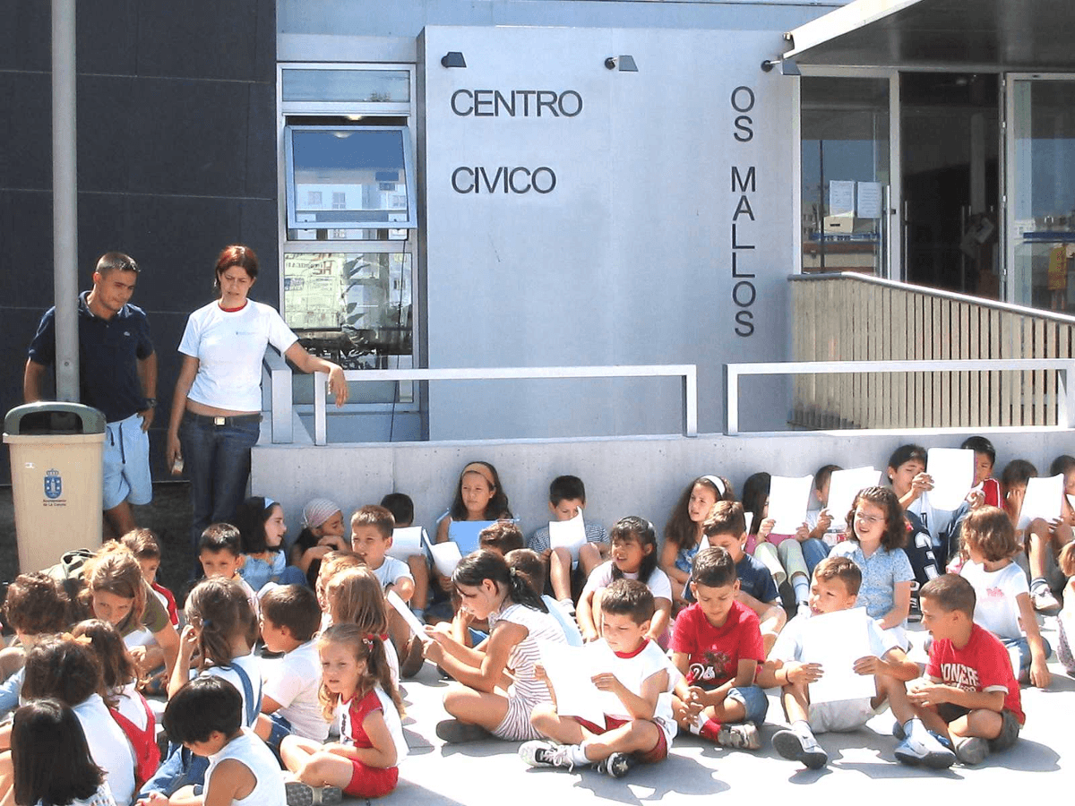 Fiesta infantil de Carnaval en el Centro Cívico Os Mallos