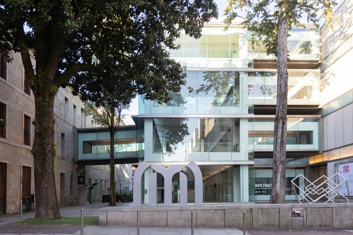 Visitas guiadas a la exposición 'Debuxar coa luz'