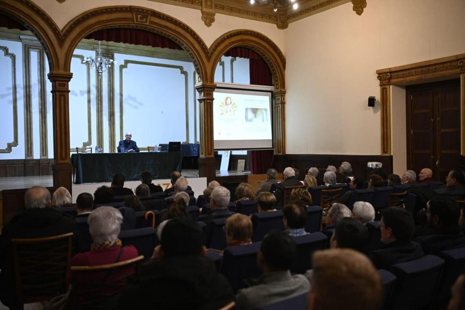 Presentación del libro 'Literatura insólita' de Armando Requeixo