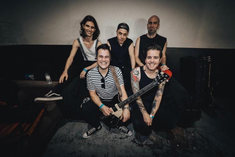 Mescalina en Sala M100