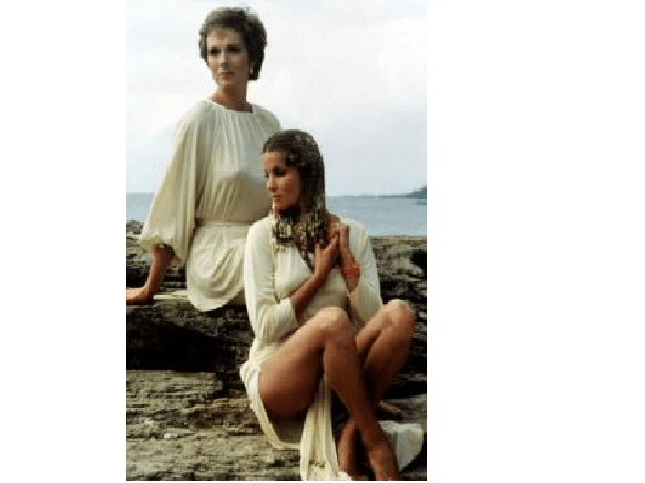 Videoproyecci贸n: 10, la mujer perfecta