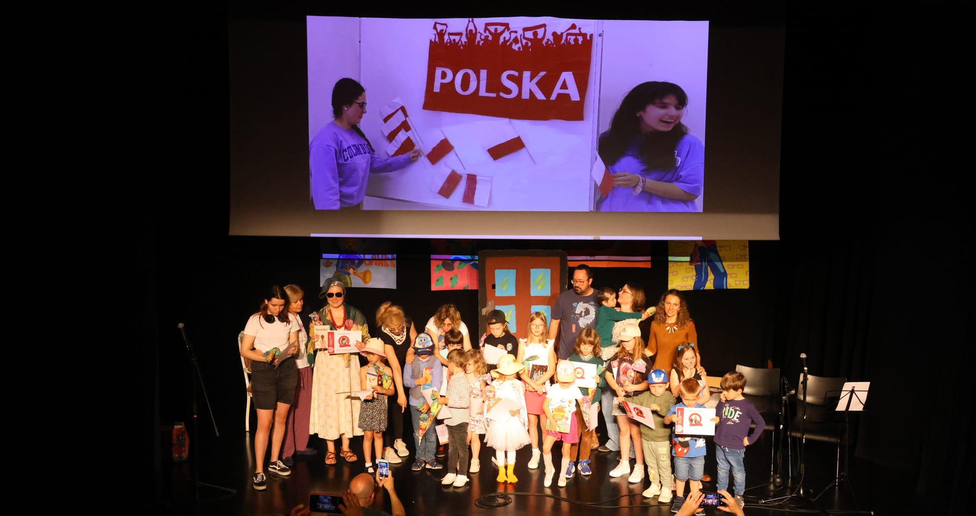 Teatro infantil en polaco: La leyenda del drag贸n de Wawel