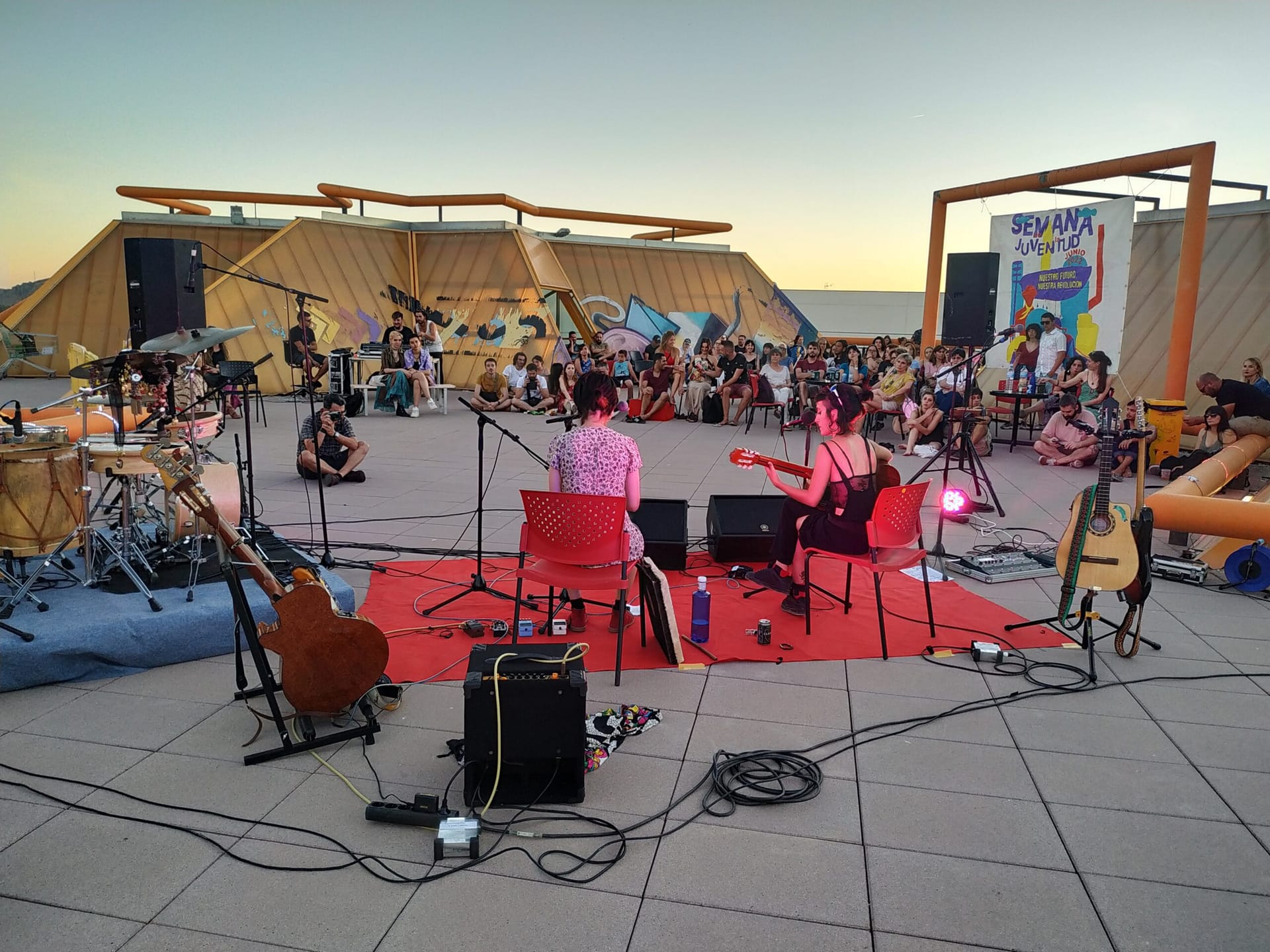 Los conciertos de La Casa+Grande: Elena María, Las Delirio