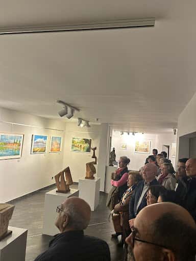 LA FRESA AZUL: Cerámica, Arte y Café Cultural en Palencia