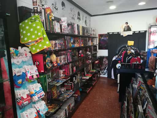 Shinigami Cómics: manga y juegos de mesa en Ponferrada