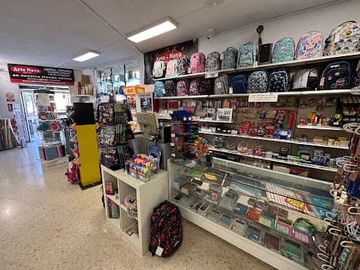 ARTE NOVA: libros, vinilos y arte pop en Benalmádena