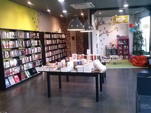 Librería Las Hojas en Rivas Vaciamadrid