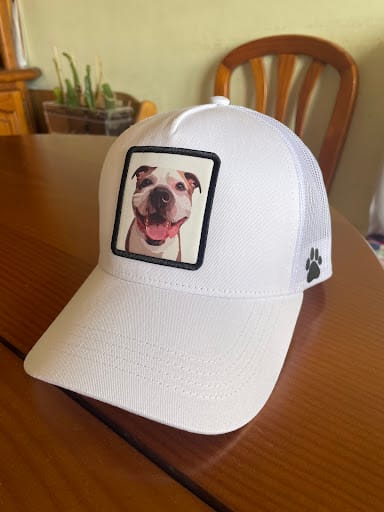 Tazilly: moda vintage y bordados personalizados en Estepona