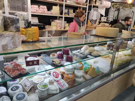 Quesos Amalia en Ourense: tradición y quesos artesanos