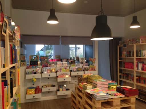 Mara-mara Liburuak: literatura y viajes en el Casco Viejo