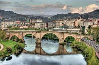 Ruta vintage y moda circular por el centro de Ourense