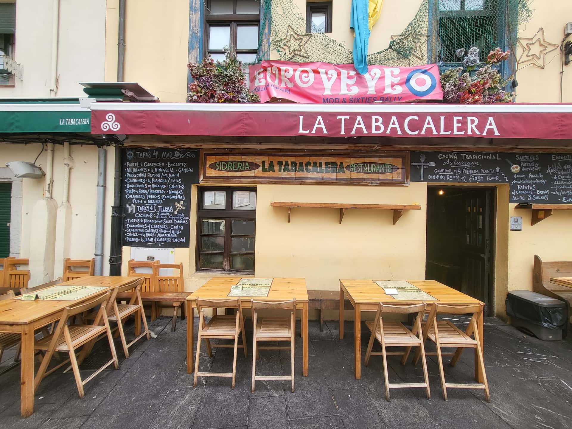 Comer en el Restaurante La Tabacalera de Gijón