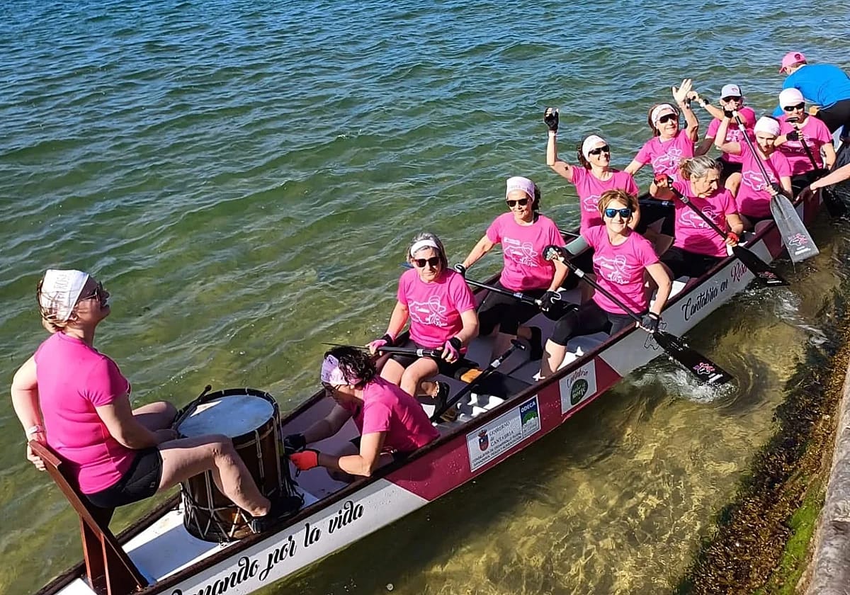El Festival Dragon Boat llena de vida la bahía de Santander