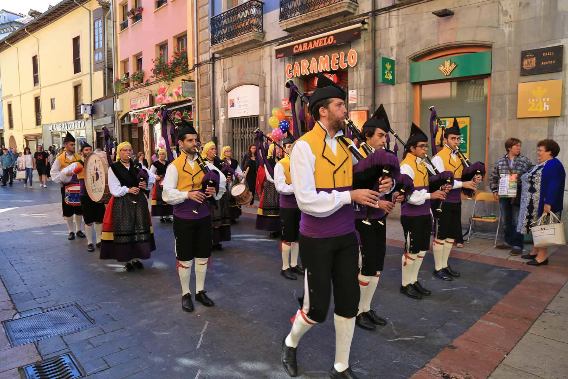 Folclore en la Calle
