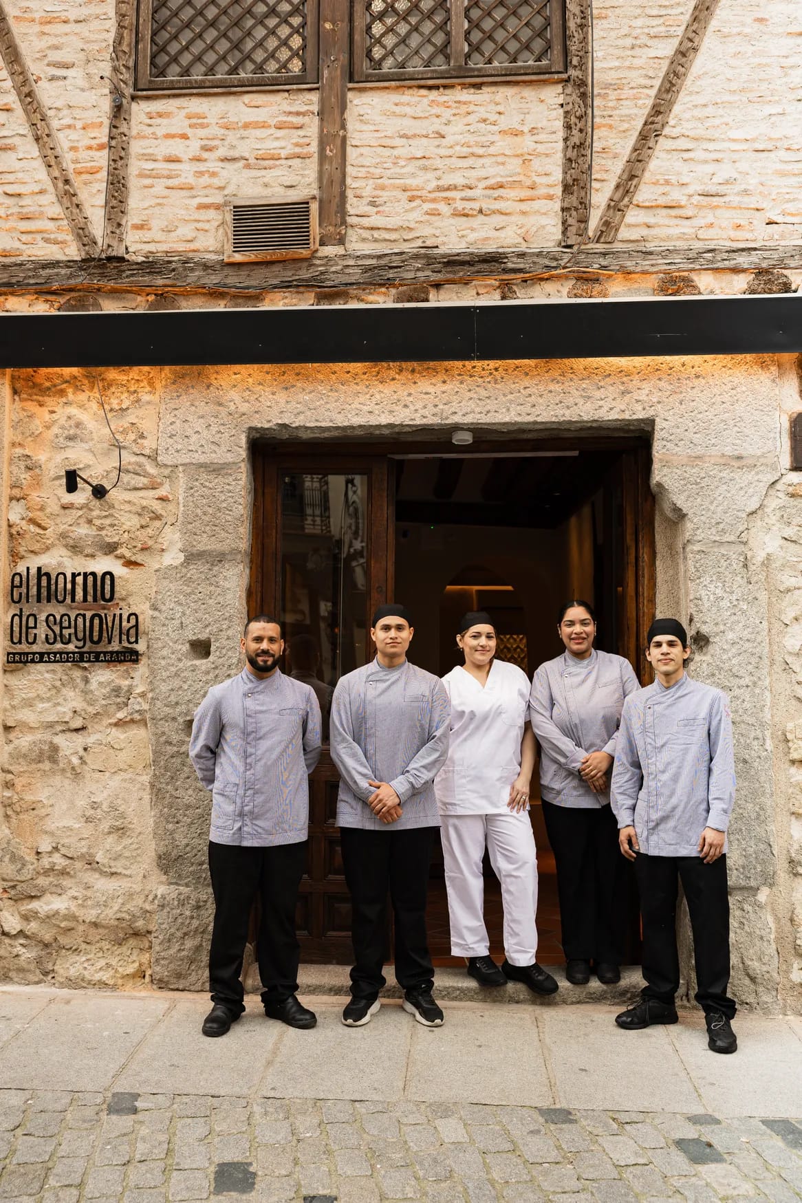 Comer en El Horno de Segovia: asado tradicional