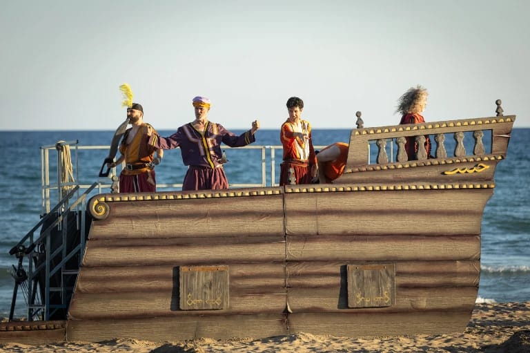 El Desembarco Pirata vuelve a la playa de Castelldefels