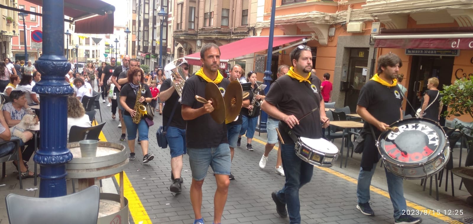 Kalejira / Pasacalles. MusikAuzo - Fanfarre Guretzat