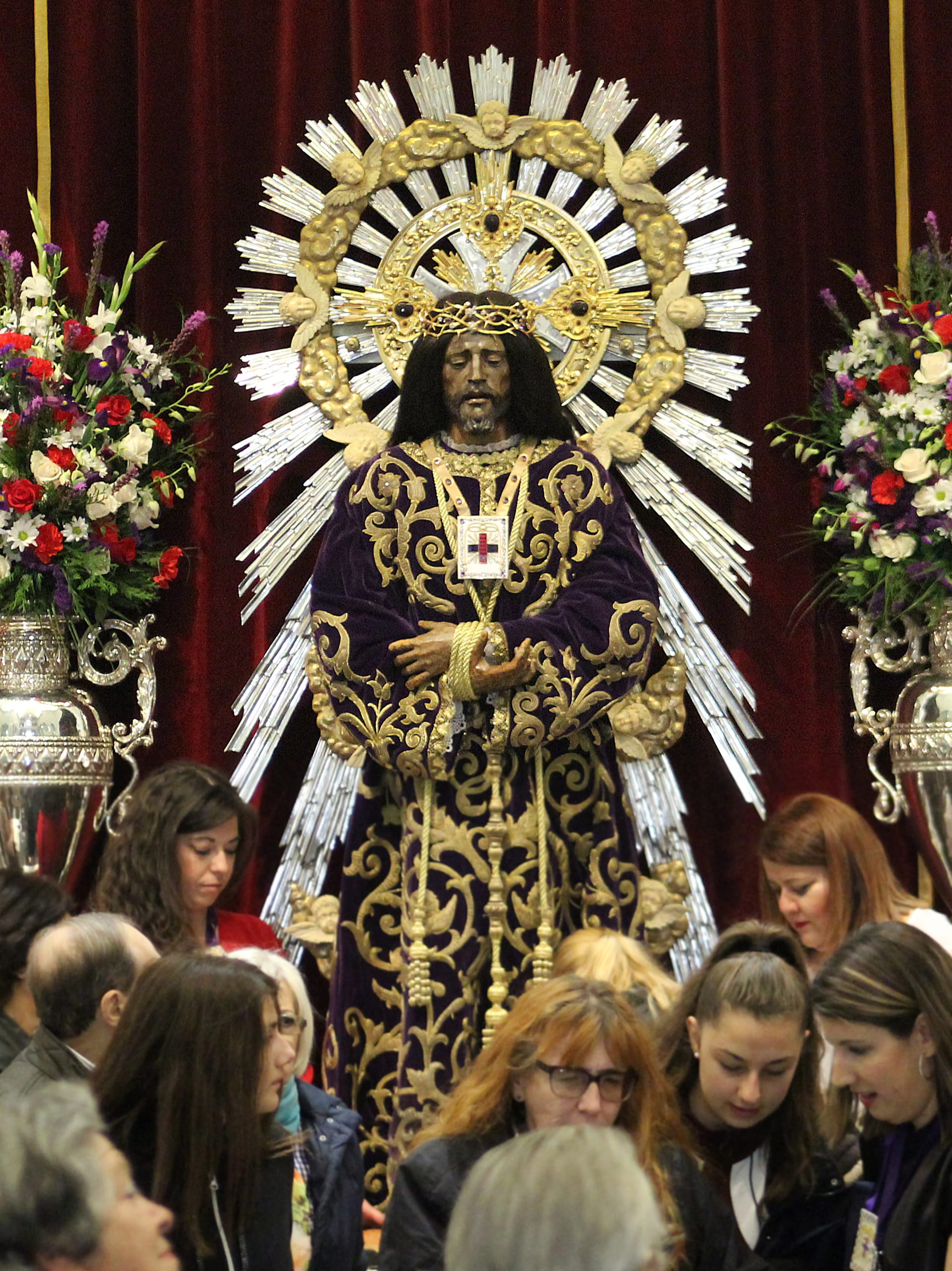 Besapié a Jesús de Medinaceli