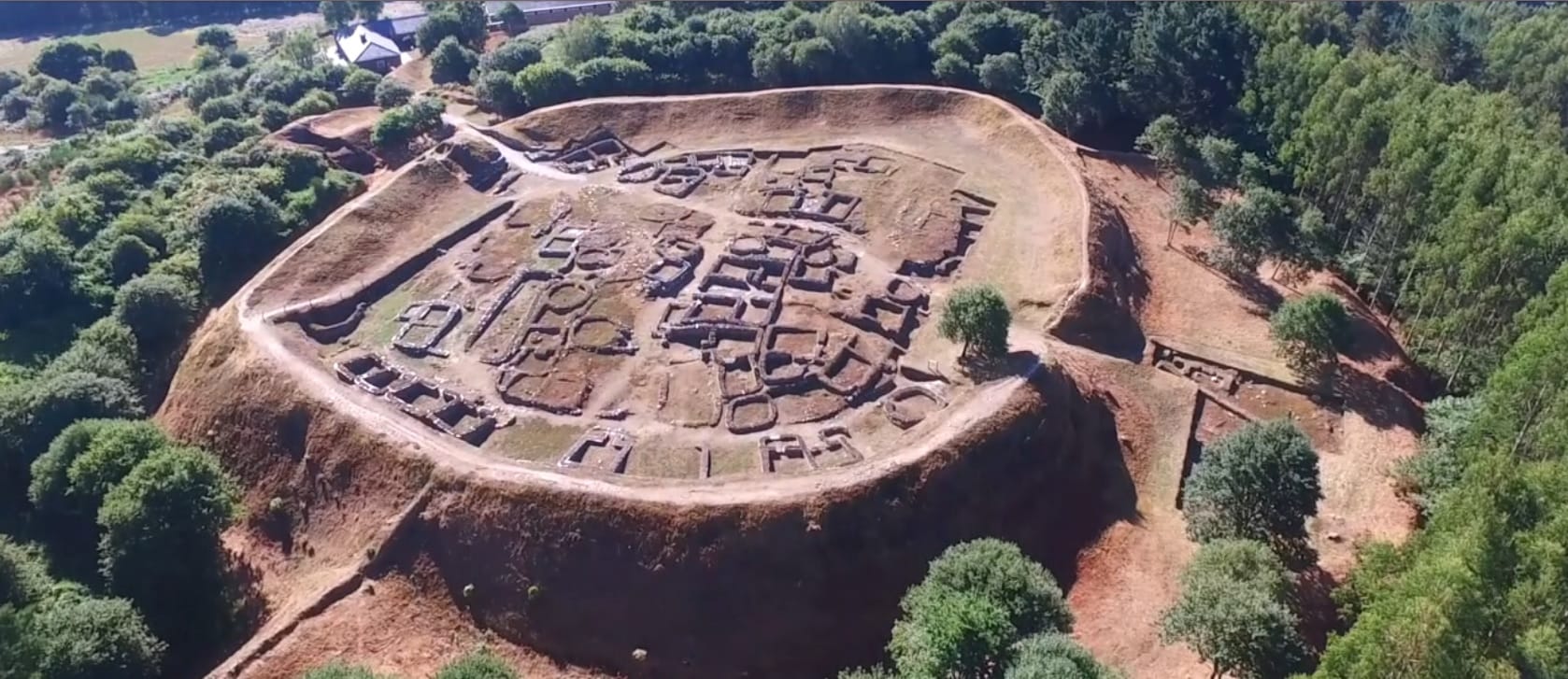 Ruta por el Castro de Viladonga: historia viva cerca de Lugo