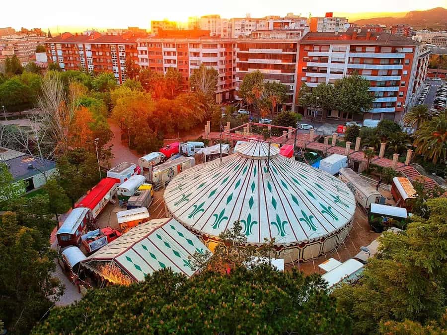 El Circo Cric recorre el Priorat y Prades este verano