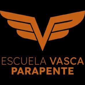 El paratrike despega en Zalduondo para ver Álava